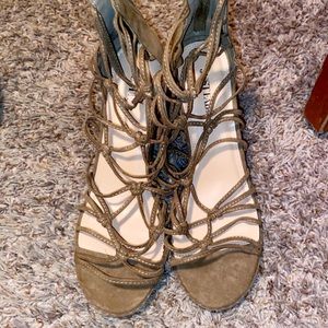 9.5 heels for sale, never been worn!